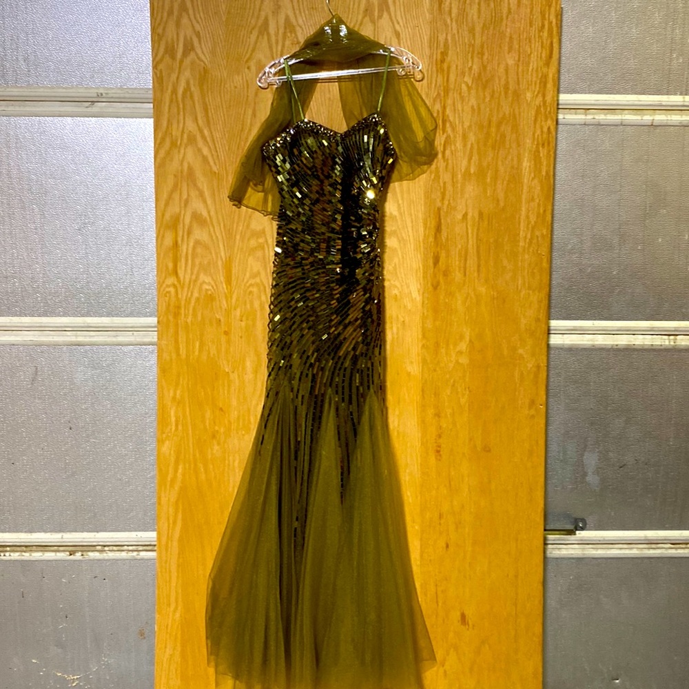 Dancing Queen Green Maxi Beauty